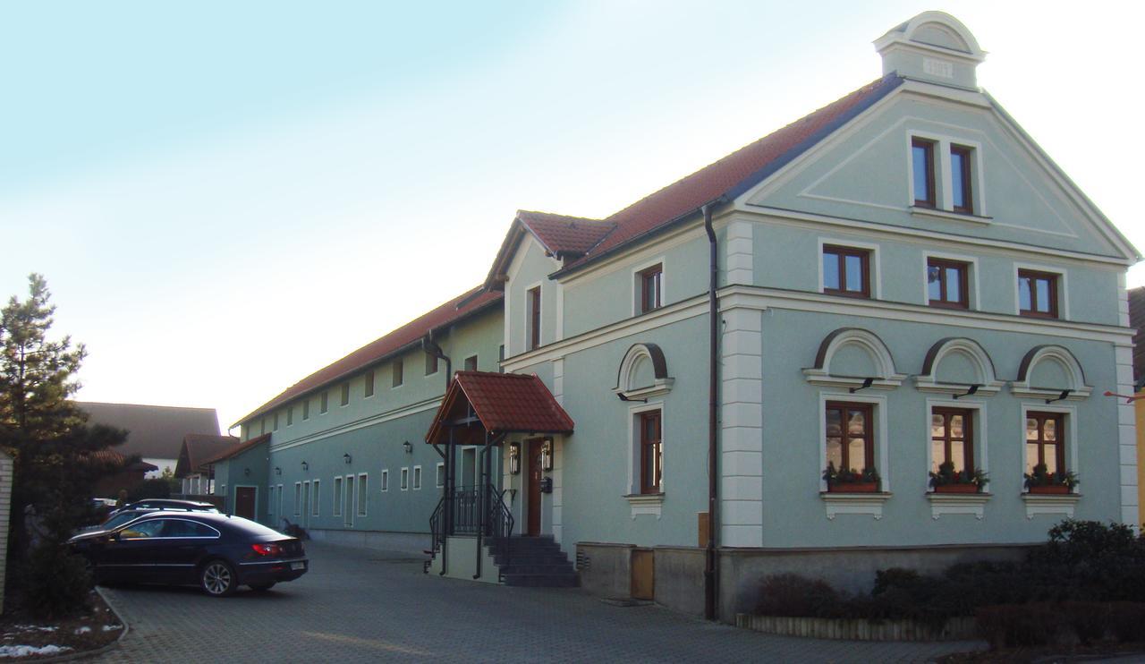Hotel Algar Opava Exterior foto